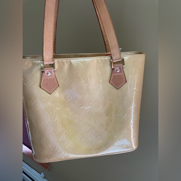 LOUIS VUITTON Louis Vuitton Vernis Houston Yellow LM0051  Women's Monogram. - Picture 2 of 8